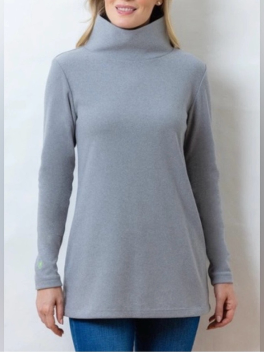 Dudley Stephens Light Gray Turtleneck Long-Sleeve Top